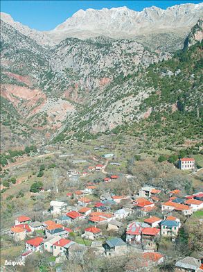 Στην πέτρινη  αγκαλιά των  Βαρδουσίων