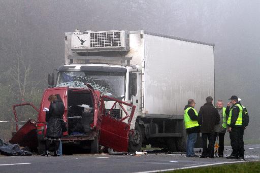 Πολωνία: Σύγκρουση φορτηγών με 18 νεκρούς