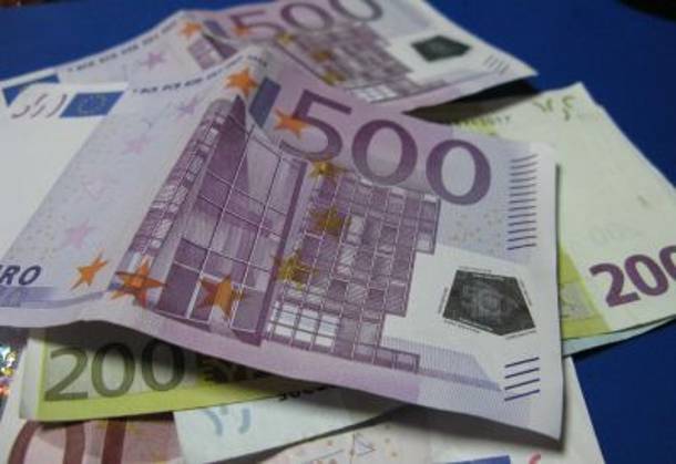 Δημοπρασία εντόκων γραμματίων του δημοσίου ύψους 900 εκατ. ευρώ