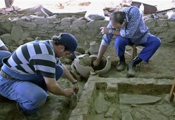 Απεργούν οι αρχαιολόγοι, συγκεντρώσεις στην Αθήνα και σε άλλες πόλεις
