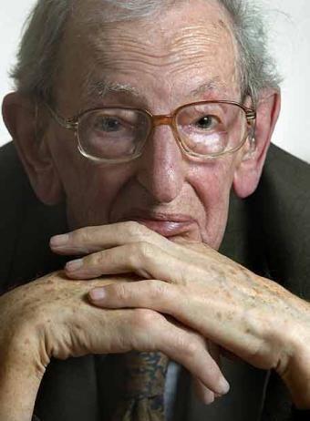 Πέθανε σε ηλικία 95 ετών ο μαρξιστής ιστορικός Ερικ Χόμπσμπαουμ