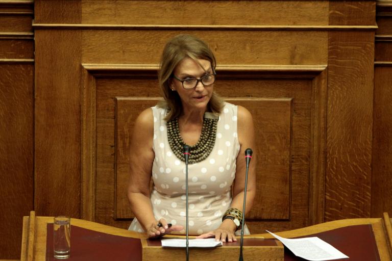 Ρεπούση: «Τα Αρχαία Ελληνικά είναι νεκρή γλώσσα και πρέπει να διδάσκονται προαιρετικά» | tanea.gr