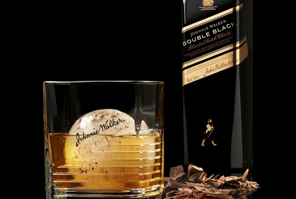 Johnnie Walker Double Black: Διπλά μαύρο, μοναδικά ιδιαίτερο στον χαρακτήρα