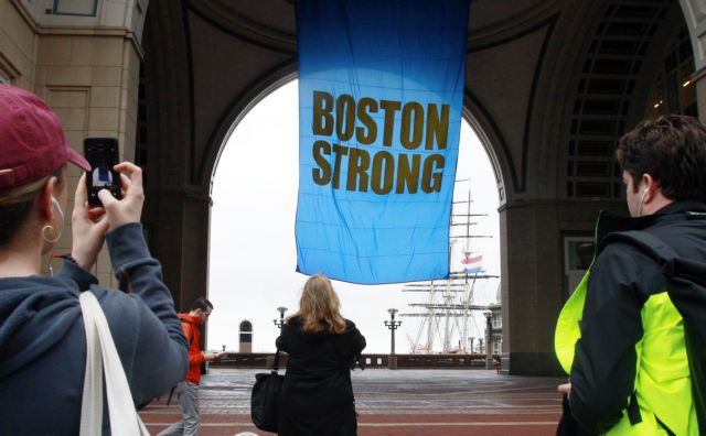 Η Βοστώνη τίμησε τα θύματα του ματωμένου Μαραθωνίου