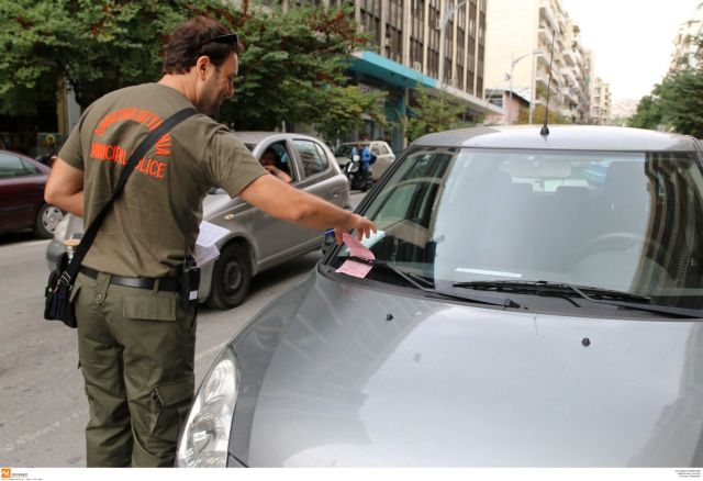 Η Δημοτική Αστυνομία γεμίζει τα ταμεία του Δήμου Αθηναίων