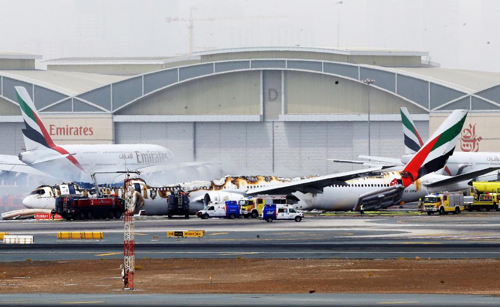 Νεκρός πυροσβέστης στο αεροδρόμιο του Ντουμπάι