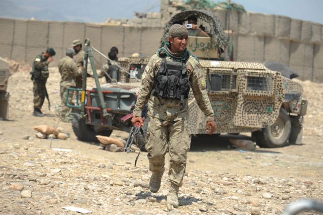 Νεκρός από αεροπορική επιδρομή ο ηγέτης του ΙΚ στο Αφγανιστάν