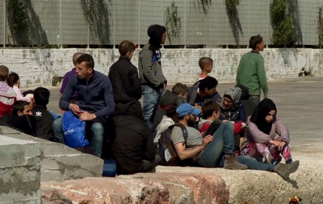 Μουζάλας: Μέτρα για εκτόνωση της κατάστασης στη Χίο λόγω προσφυγικού