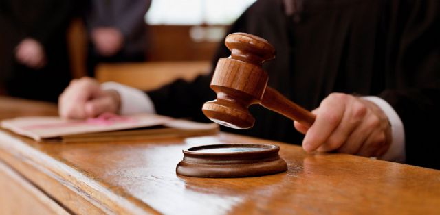 Η ώρα της «ετυμηγορίας» για τις κεφαλές των δικαστηρίων