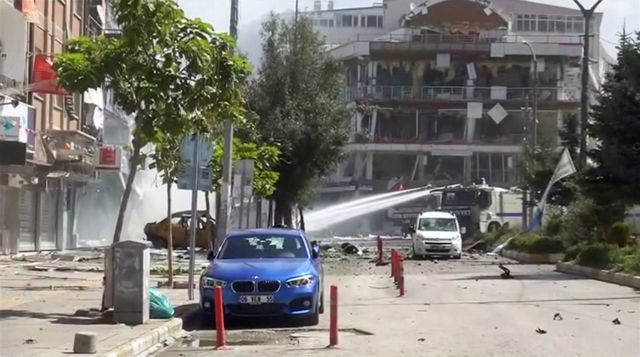 Το PKK ανέλαβε την ευθύνη για την έκρηξη στην πόλη Βαν