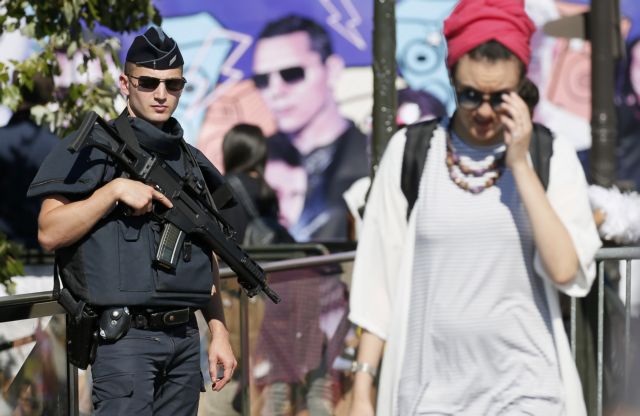 Συνελήφθη γυναίκα για την επίθεση της 13ης Νοεμβρίου στο Παρίσι