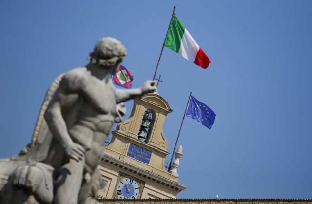 Ιταλία: Η ΕΕ καθηλωμένη στους αριθμούς, δείχνει ανοχή σε όποιον υψώνει τείχη