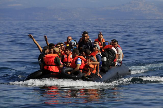Στους 200 περίπου πρόσφυγες η ημερήσια ροή στα νησιά του Αιγαίου