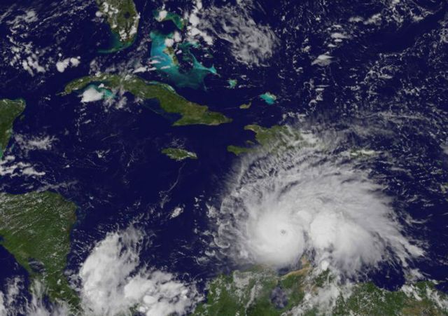 Ο κυκλώνας Μάθιου που απειλεί την Καραϊβική είναι ο ισχυρότερος στον Ατλαντικό από το 2007