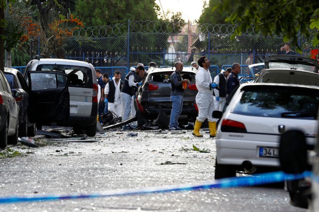 Δύο βομβιστές αυτοκτονίας χτύπησαν στην Αγκυρα