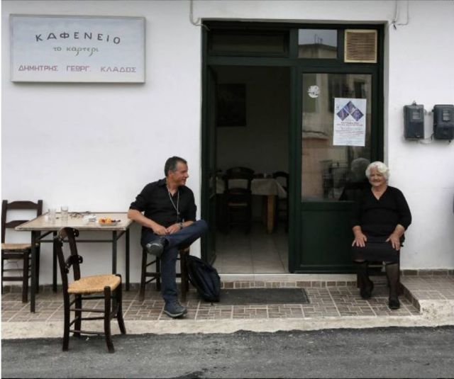 Μαντινάδες κατά του λαϊκισμού