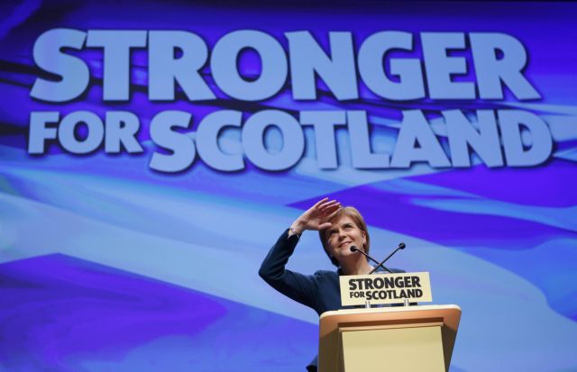 Σκωτία: Νέο δημοψήφισμα αν πάτε σε σκληρό Brexit