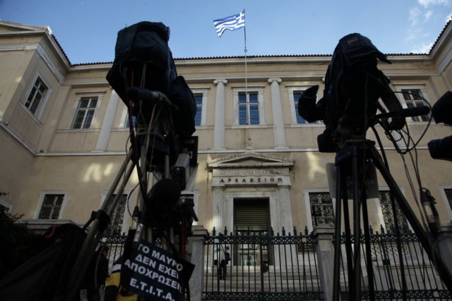Παρασκευόπουλος: Δεν σχολιάζω για τις άδειες για να μην θεωρηθεί ότι παρεμβαίνω