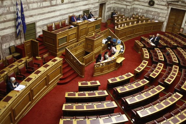 Βουλευτές ΣΥΡΙΖΑ: Να αρθεί η εγκύκλιος απαλλαγής από τα θρησκευτικά