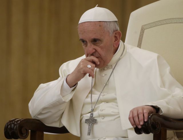 Πάπας: Με ενδιαφέρουν οι επιπτώσεις στις ζωές των φτωχών από τους πολιτικούς