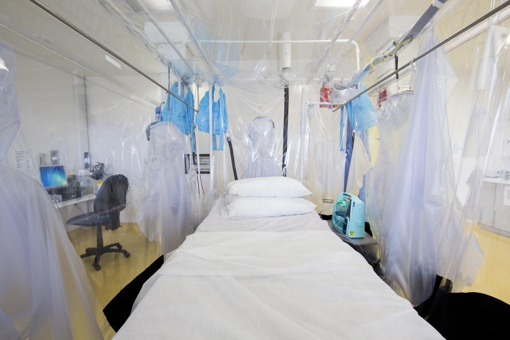 Καναδάς: Εργαζόμενος σε εργαστήριο μελέτης ζωονόσων εκτέθηκε στον ιό Έμπολα