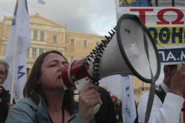 Γενική πανελλαδική 24ωρη απεργία στις 8 Δεκεμβρίου κήρυξε η ΓΣΕΕ