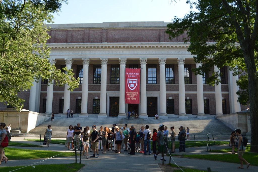 To Χάρβαρντ απέσυρε την ομάδα ποδοσφαίρου από το πρωτάθλημα λόγω σεξιστικών σχολίων