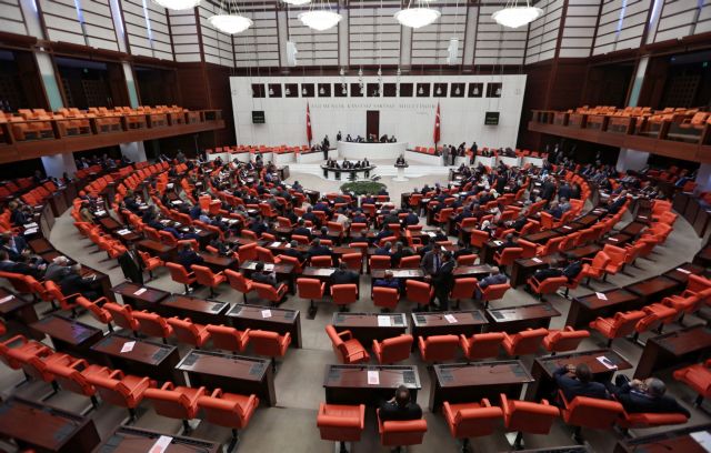 Το φιλοκουρδικό HDP επιστρέφει στην Τουρκική Εθνοσυνέλευση