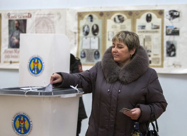 Δεύτερος γύρος προεδρικών εκλογών στη Μολδαβία