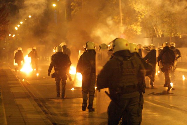 Δύο συλλήψεις για τα επεισόδια της Θεσσαλονίκης