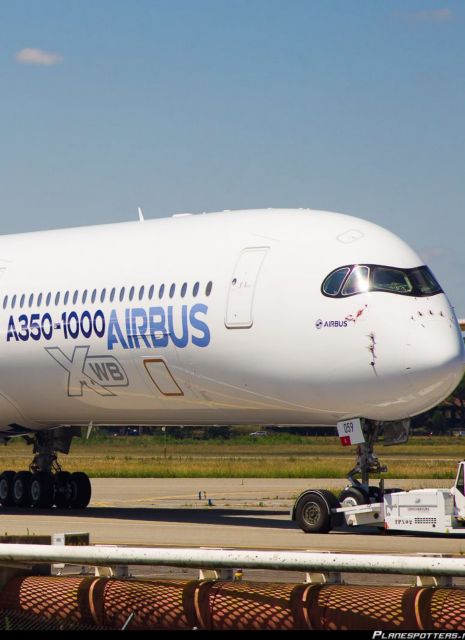 Παρθενική πτήση για το πιο μεγάλο δικινητήριο της Airbus