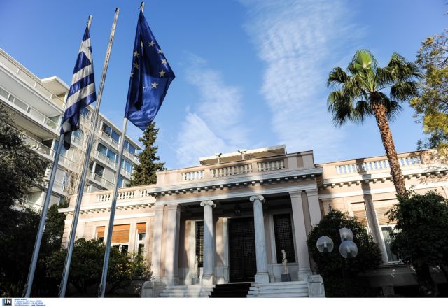 Κυβέρνηση: Να μην ανησυχούν οι εργαζόμενοι της «Μαρινόπουλος ΑΕ»