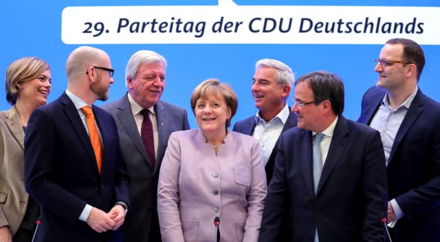 Σταθερά στην ηγεσία του CDU, η Μέρκελ ετοιμάζεται για μία σκληρή εκλογική μάχη