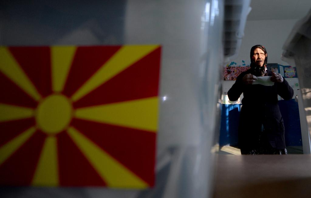 Βουλευτικές εκλογές με διακύβευμα την πολιτική σταθερότητα στα Σκόπια