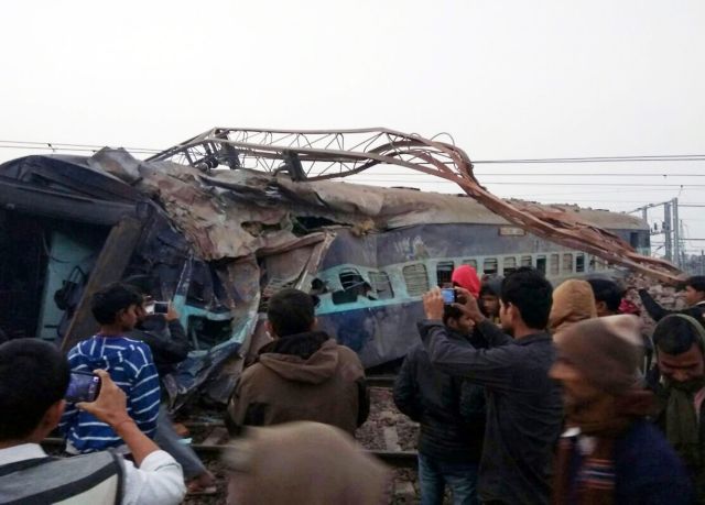 Ινδία: Δύο νεκροί και 40 τραυματίες από τον εκτροχιασμό τρένου