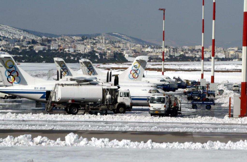 Προβλήματα στις πτήσεις λόγω του χιονιά