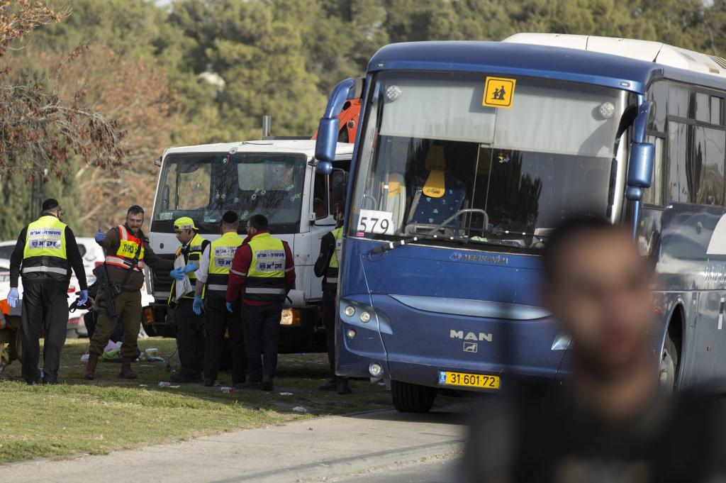 Ιερουσαλήμ: Φορτηγό έπεσε σε πλήθος πεζών, για επίθεση μιλά η αστυνομία