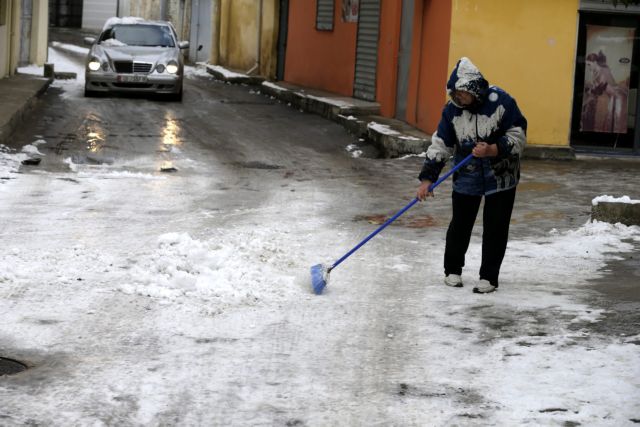 Στους 10 οι νεκροί στην Αλβανία από το κρύο