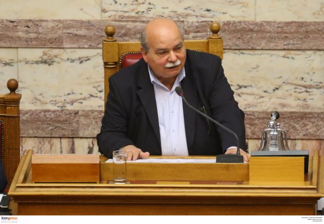 Βούτσης: Δεν είναι σκανδαλώδης η μείωση της εισφοράς αλληλεγγύης των πολιτικών