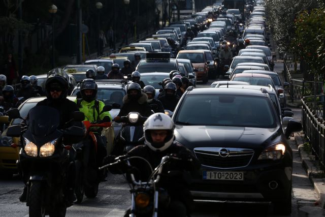 Το υπουργείο Μεταφορών για το χάος στους δρόμους