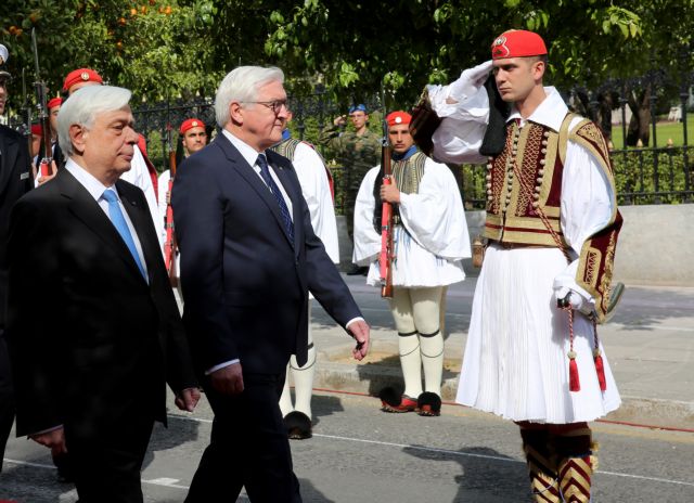 Παυλόπουλος προς Στάινμαϊερ: Να ληφθούν υπόψη οι θυσίες των Ελλήνων