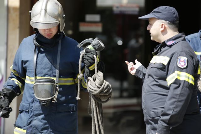 Χανιά: Πυρκαγιά σε επιχείρηση κατασκευής σκαφών