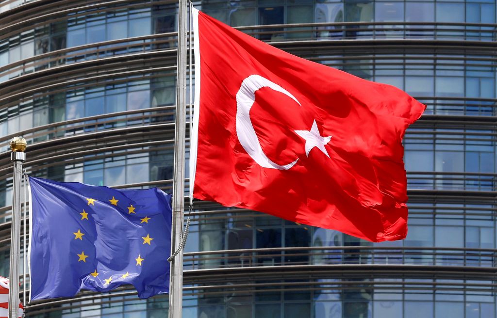 Bild: Το 77% των πολιτών 9 χωρών της ΕΕ τάσσεται κατά της ένταξης της Τουρκίας