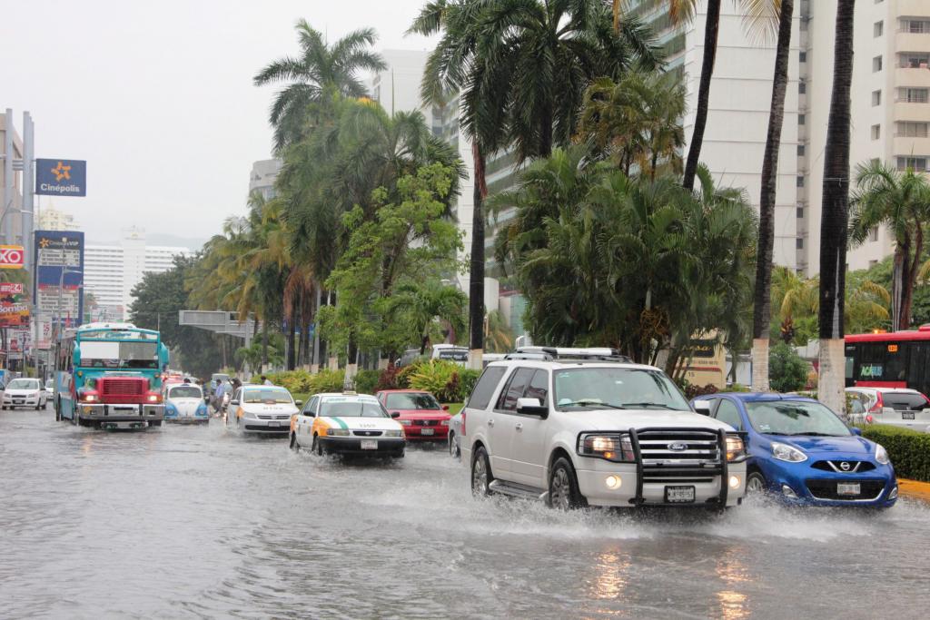 Μεξικό: Σε τυφώνα αναμένεται να εξελιχθεί η τροπική καταιγίδα Ντόρα
