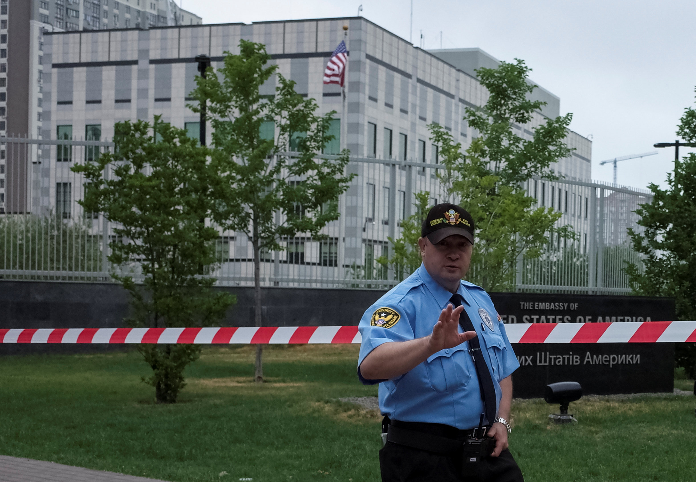 охранник посольства сша в москве