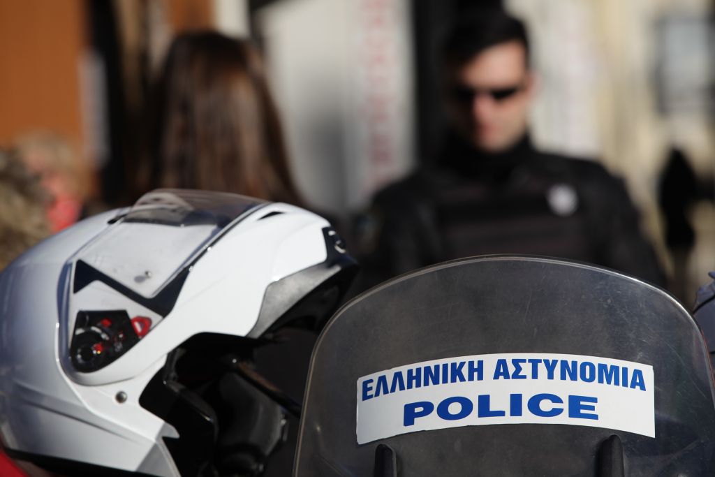 Δάγκωσε στα χέρια αστυνομικό για να διαφύγει τη σύλληψη