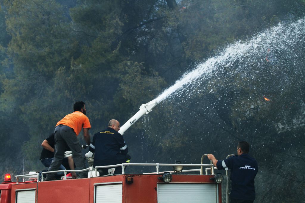 Σε ύφεση η πυρκαγιά στην Αλφειούσα Ηλείας