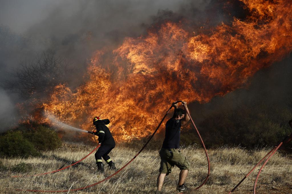 Πυρκαγιές σε δασικές εκτάσεις σε Σπέτσες και Πύλο