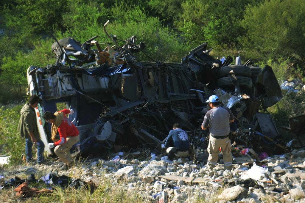 Έξι νεκροί και 36 τραυματίες από την ανατροπή λεωφορείου στην επαρχία της Αμάσειας