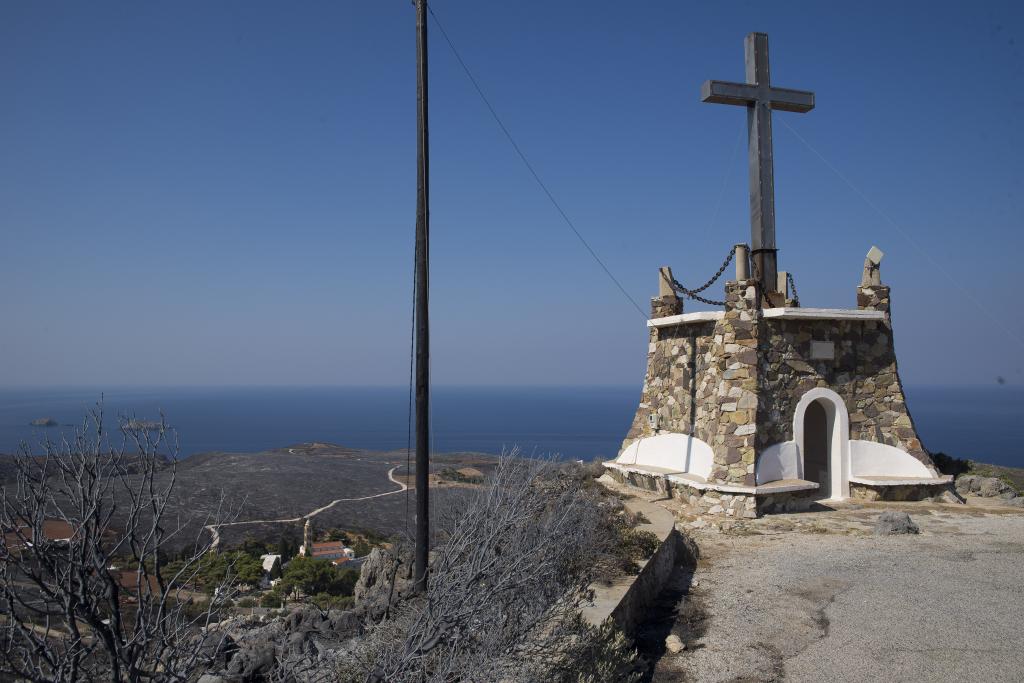 Αρχισαν οι έρευνες για την καταστροφική φωτιά στα Κύθηρα